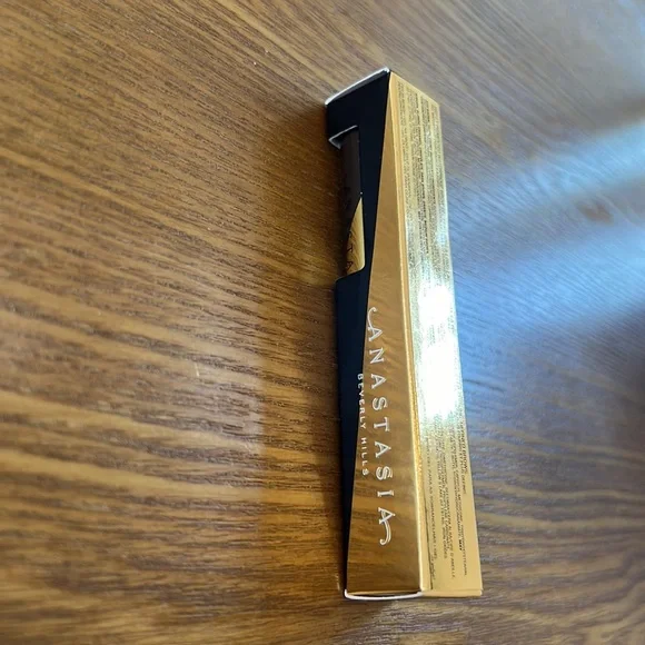 Anastasia Beverly Hills Dipbrow Gel - Ebony - 4.4 g / 0.155 oz - Picture 4 of 5